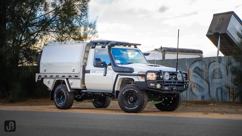David & Karena's Single Cab build