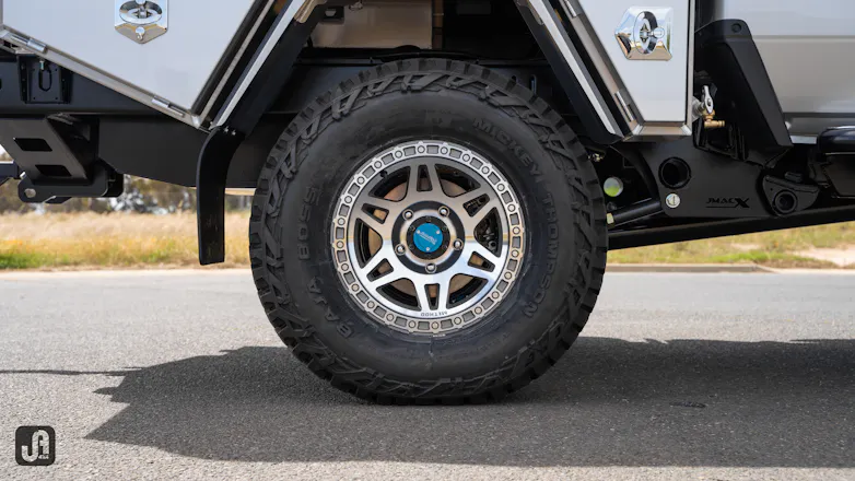 TOYOTA 79 SERIES LANDCRUISER MEGA BUILD WITH JMACX SUPER CHASSIS + NORWELD + METHOD RACE WHEELS
