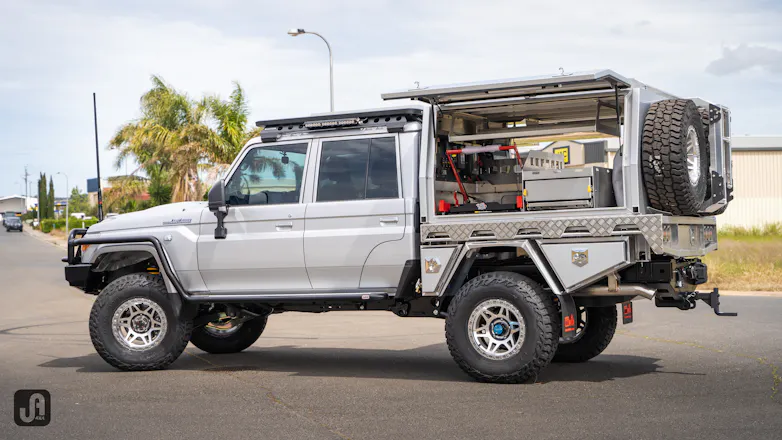 TOYOTA 79 SERIES LANDCRUISER MEGA BUILD WITH JMACX SUPER CHASSIS + NORWELD + METHOD RACE WHEELS