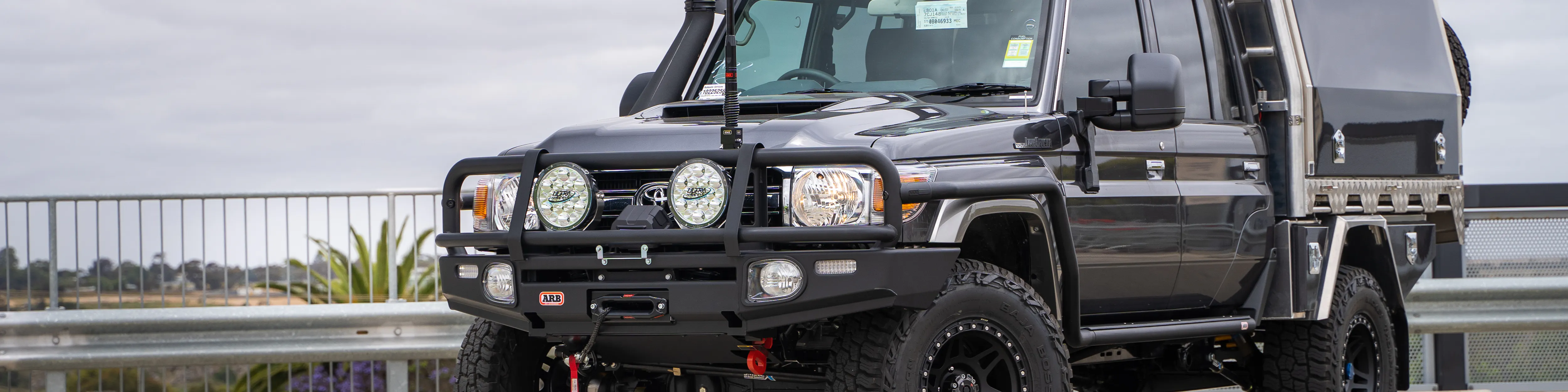 DUAL CAB 79 SERIES BUILD WITH AUTO CONVERSION AND JMACX SUPER CHASSIS