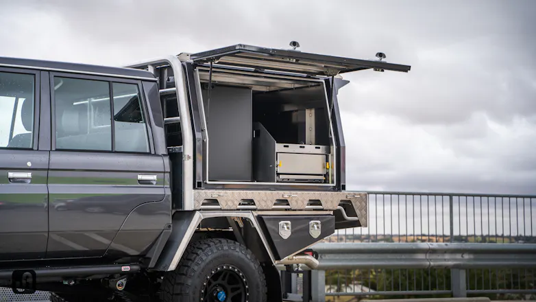 79 Series Dual Cab with mods including Norweld canopy