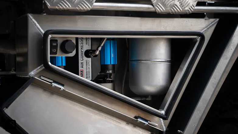 ARB Air Compressor fitted under Norweld Tray
