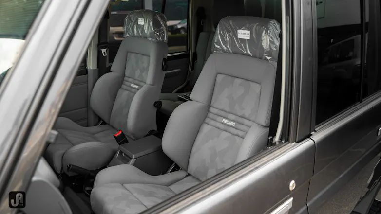 Recaro Expert L seats fitted to 79 Series Landcruiser