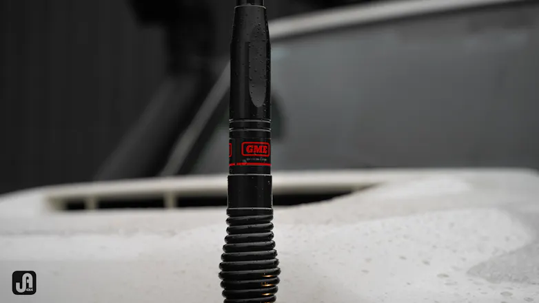 GME aerial fitted to 79 Series