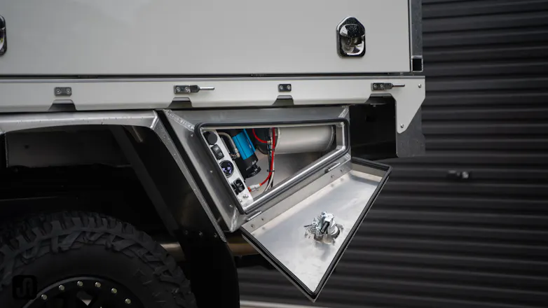 Air compressor compartment of Norweld canopy