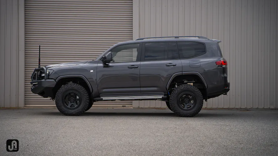 4200kg 300 Series Landcruiser with GVM upgrade