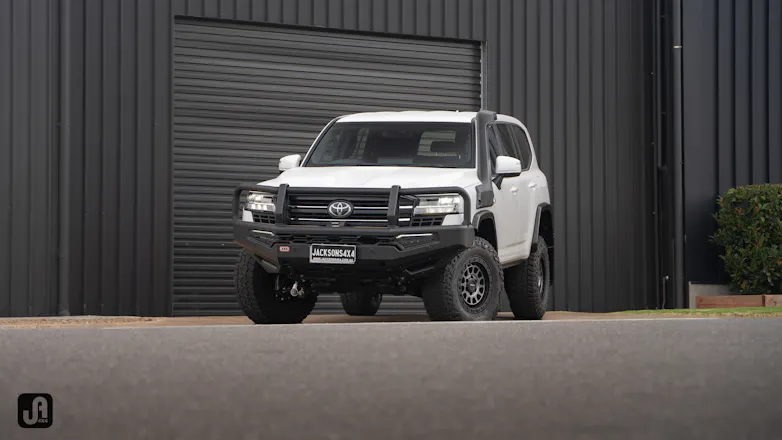 Customised 300 Series Landcruiser